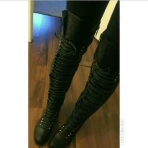 RESTOCKED 🖤Black Corset Over The knee Boot